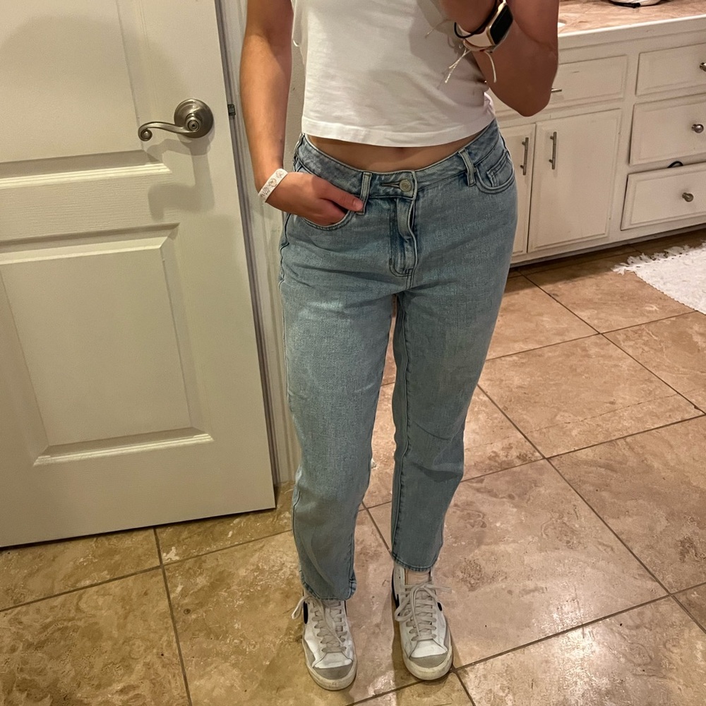 Pacsun mom jeans in light blue wash